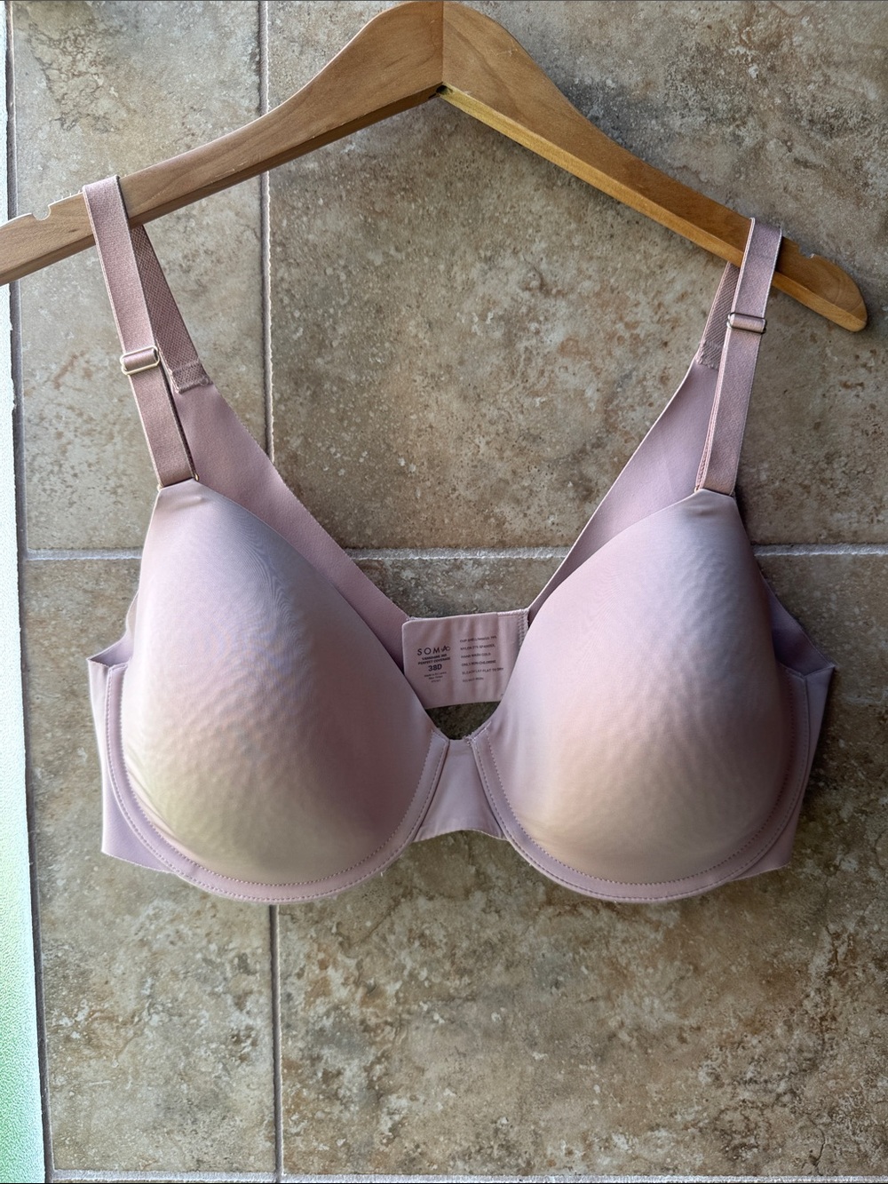 Soma Vanishing 360 Perfect Coverage Bra 38D Nude No Show Underwire Excellent